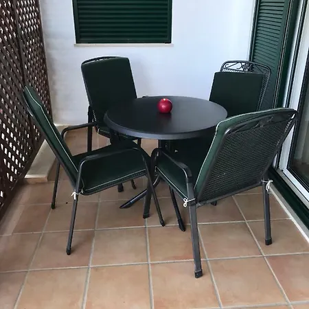 Apartment Luxury 2 Bedroom - Super Fast Wifi And Sky Tv In 3 Pool Gated Complex.
