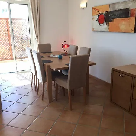 Luxury 2 Bedroom - Super Fast Wifi And Sky Tv In 3 Pool Gated Complex. Apartment Quarteira